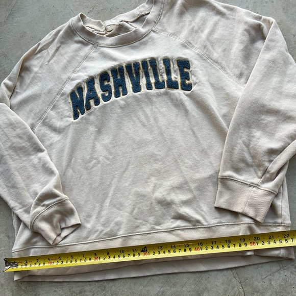 Altar’d State Cropped Stitched Puffy Letter Nashville Sweatshirt Sz. Small - Picture 10 of 11
